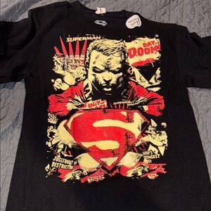 NWT Superman Graphic T-Shirt men’s small dc comics